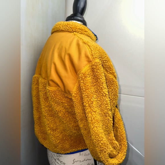 Nike Crop Cropped Sherpa Fleece Brown Orange 1/4 Zip Pullover Sweatshirt Medium - Picture 3 of 10